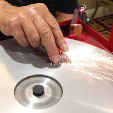 blade sharpening image